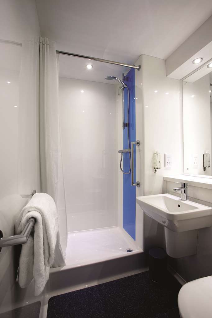 Travelodge Bromsgrove Marlbrook Quarto foto