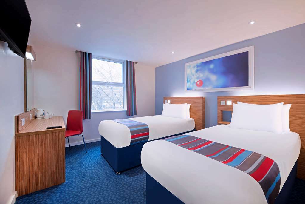 Travelodge Bromsgrove Marlbrook Quarto foto